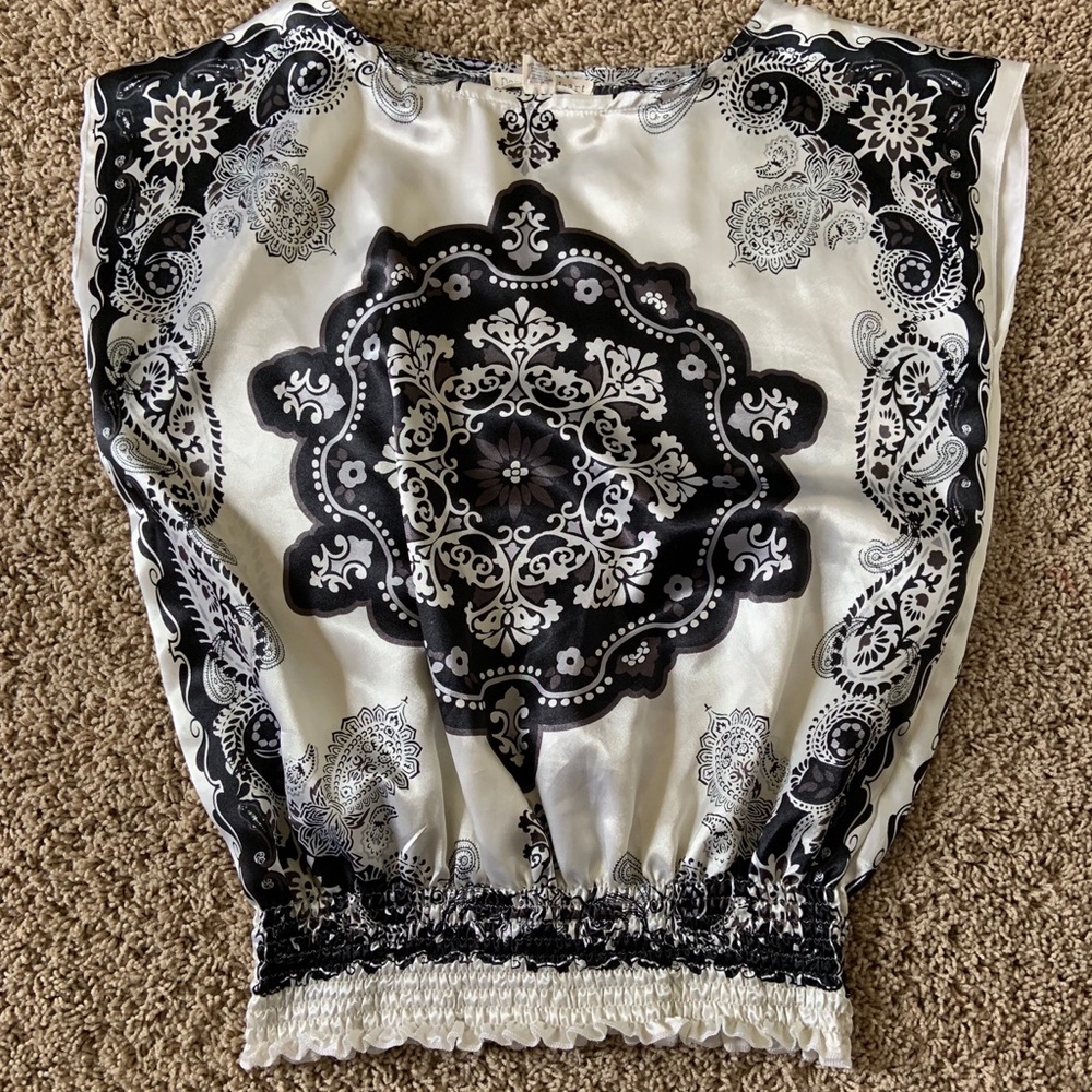 Sleeveless top